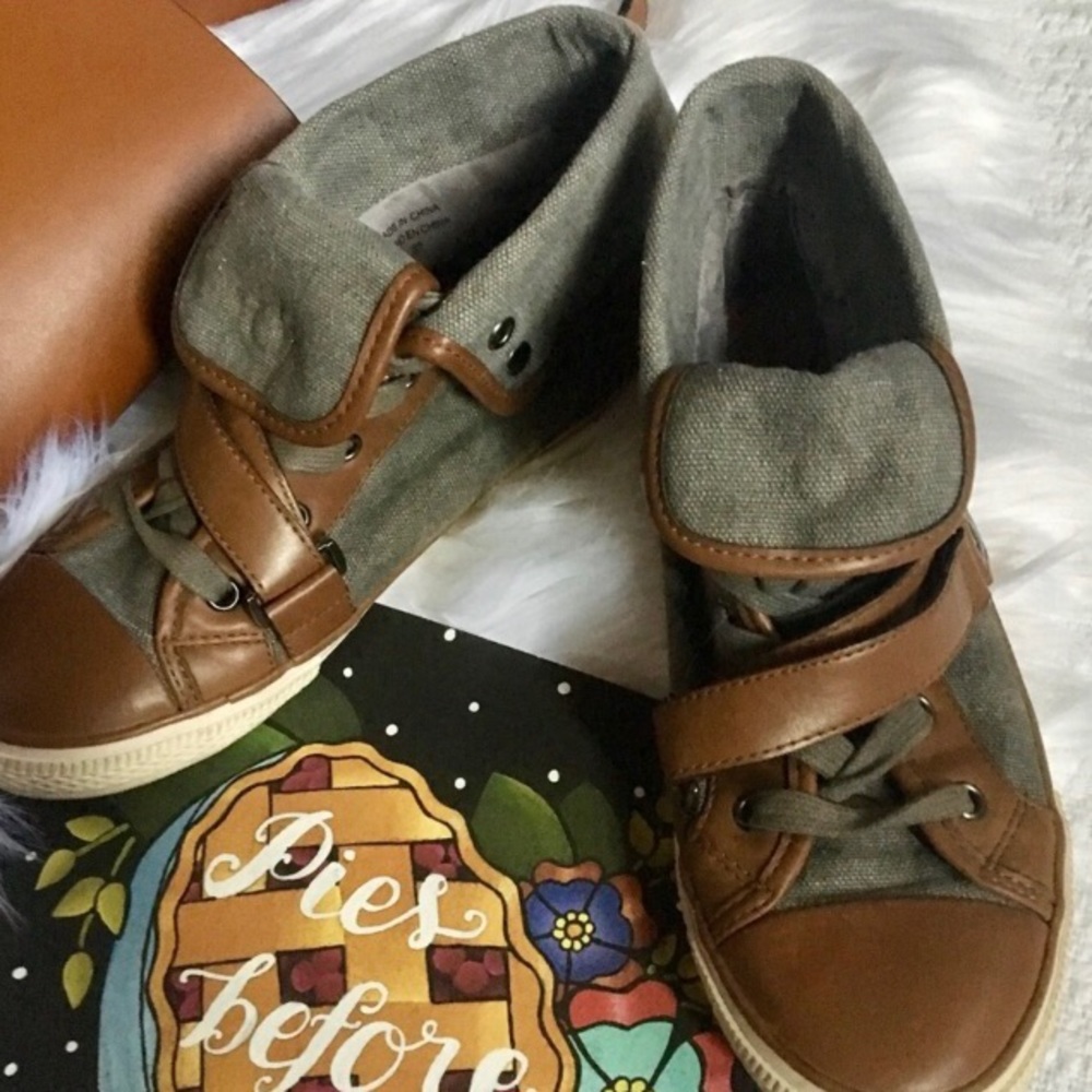 Aldo stylish tennis shoes